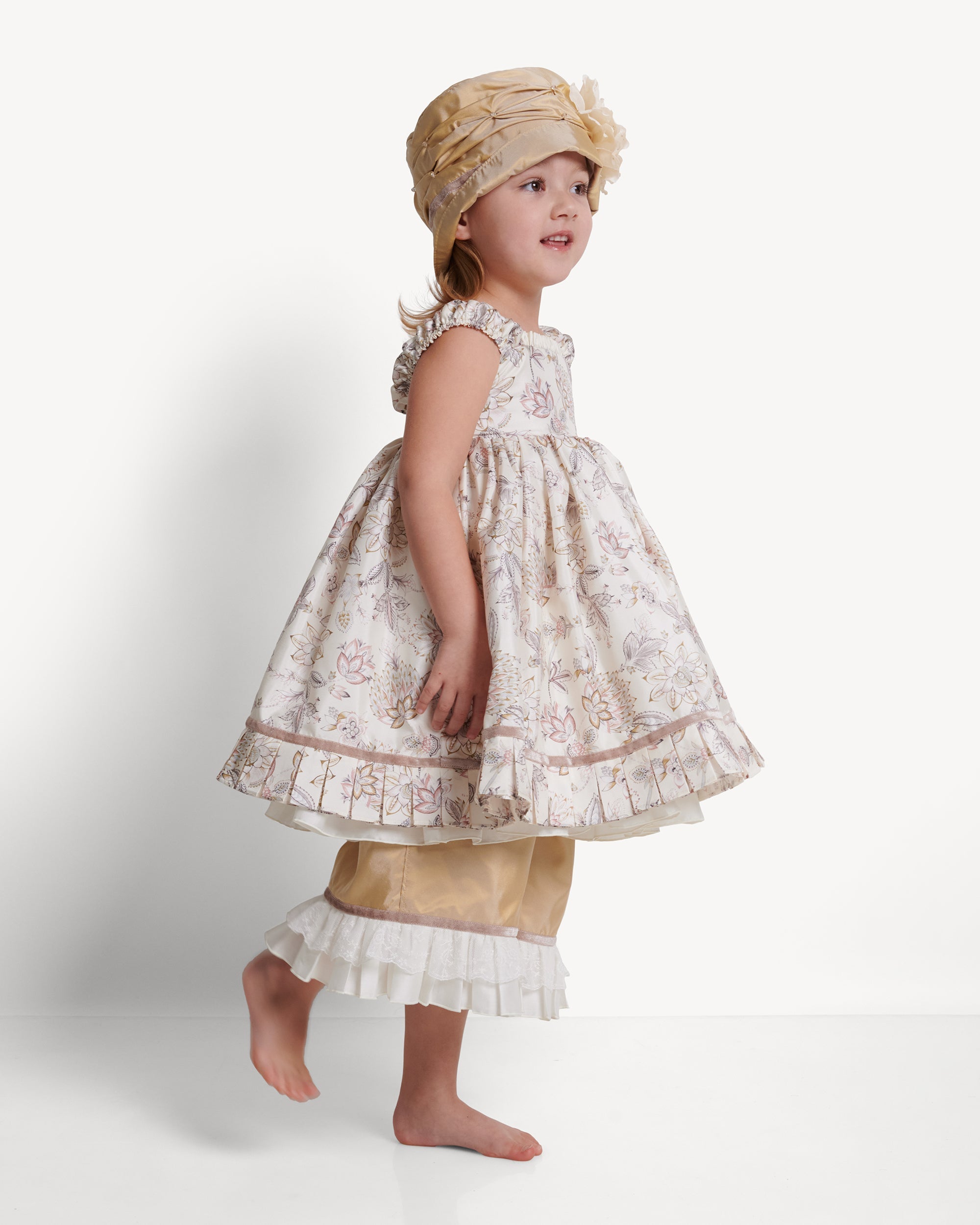 Mon Chéri Ensemble in Fairy Dance