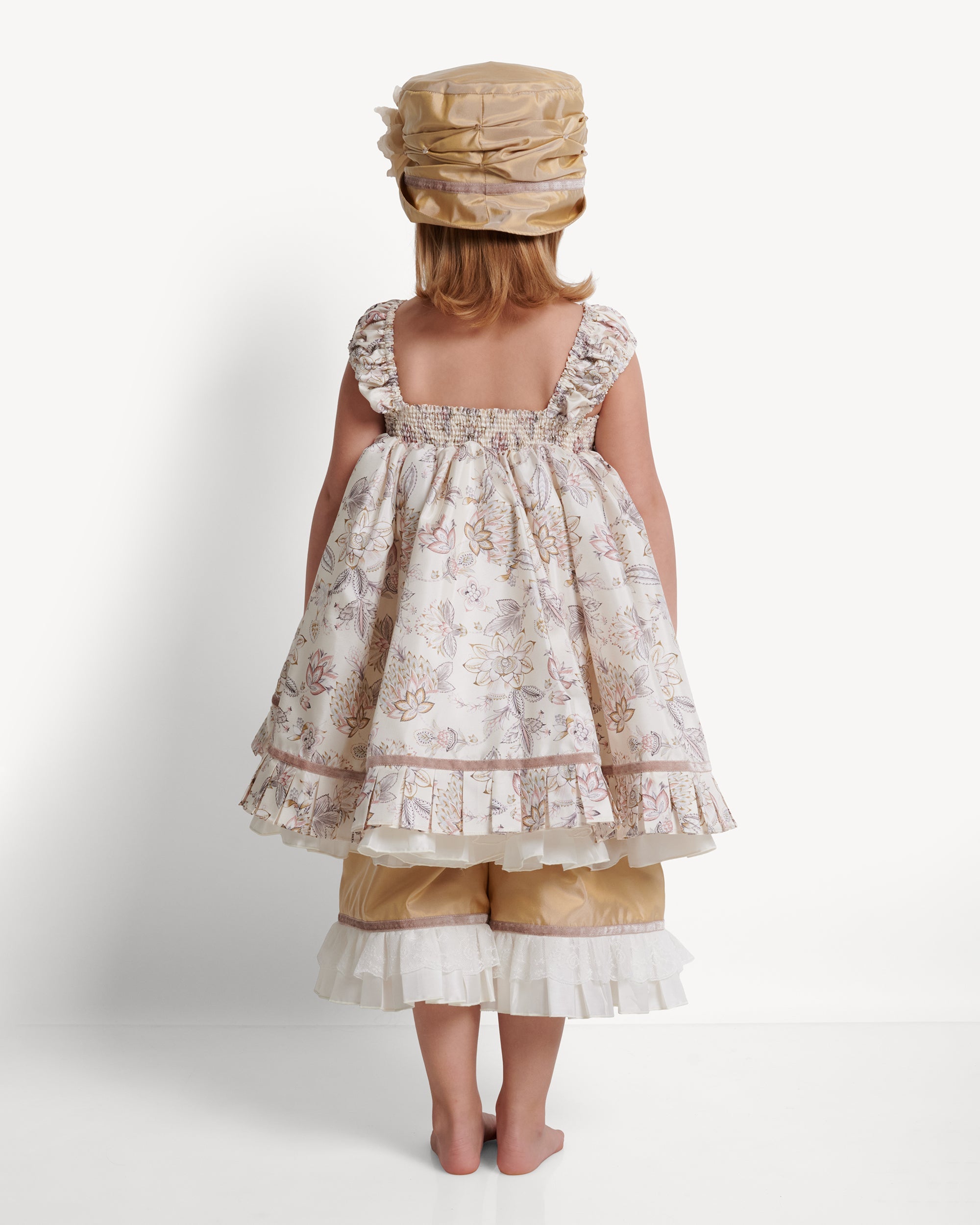 Mon Chéri Ensemble in Fairy Dance