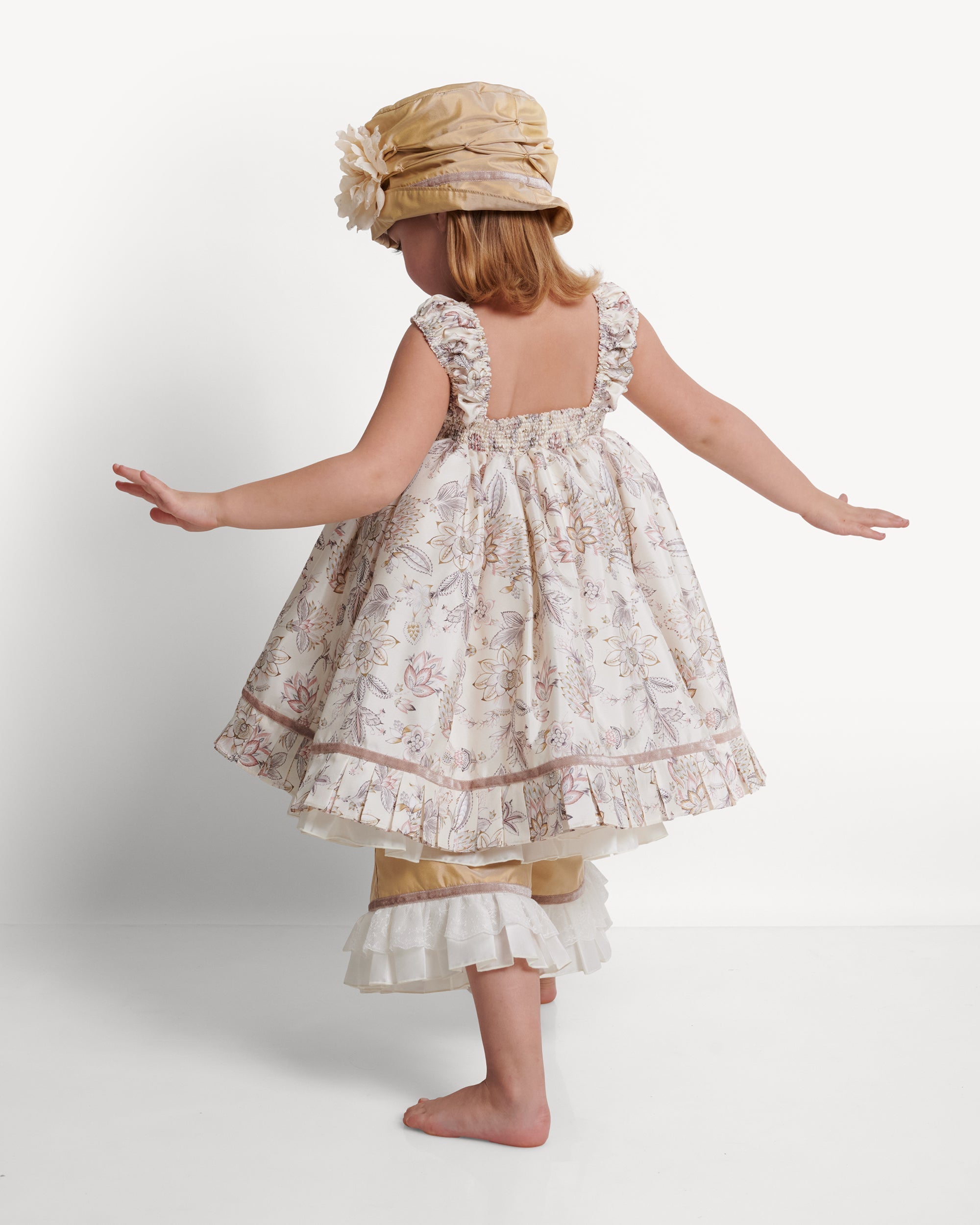 Mon Chéri Ensemble in Fairy Dance